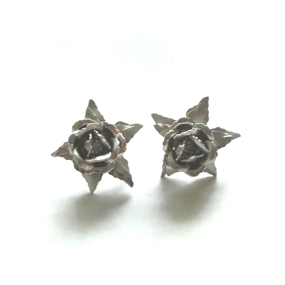 Bugbee & Niles Silver-Tone Rose Stud Screw-Back Earring Vintage Style Jewelry